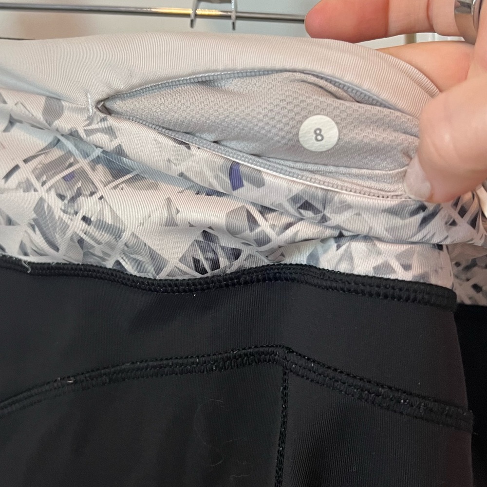 Lululemon leggings - Picture 5 of 5